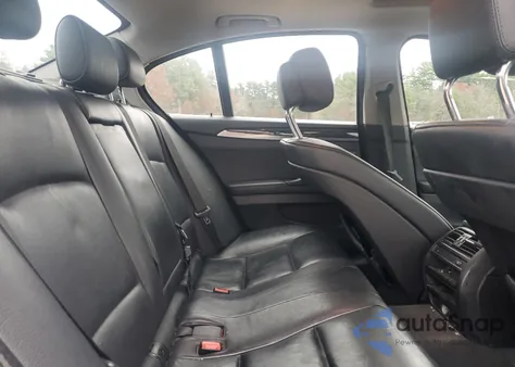 2012 BMW 528 Xi z USA, uszkodzony, nr VIN WBAXH5C52CDW07815